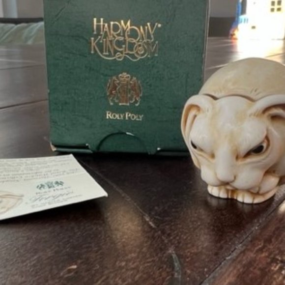 Fergie Harmony Kingdom Bunny Rabbit Trinket Box by artist Adam Binder - Picture 2 of 13